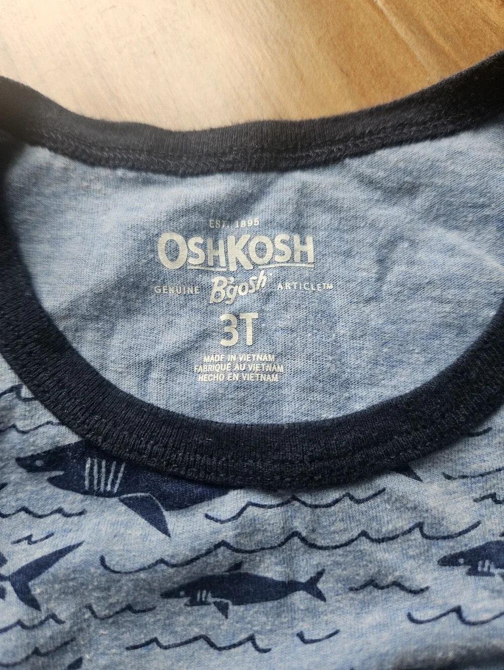OshKosh B'gosh Light Blue Tank Top with Navy Shark Print 3t